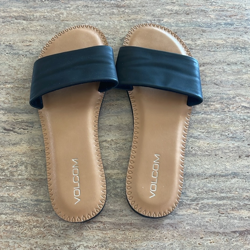 Nwot Volcom Black Simple Slides ~ 7/8 - image 5